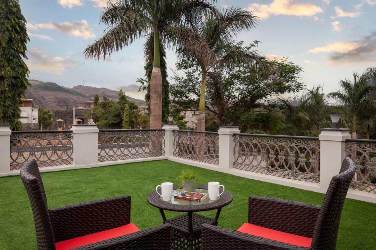 Stayvista'S The Cincin With Elegant Rooms, Snooker Table, Pool, Scenic View, And Jacuzzi Лонавала Екстериор снимка